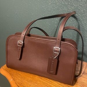 Coach Maple Swing zip